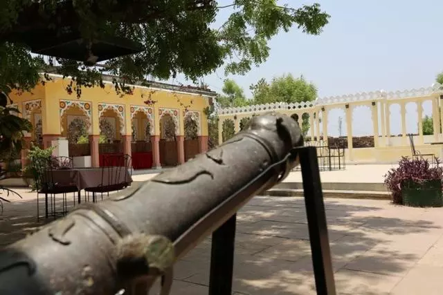 ホテル Bassi Fort Palace Chittorgarh