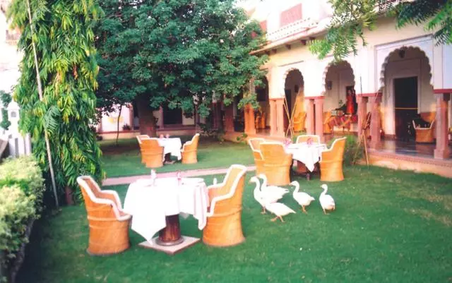ホテル Bassi Fort Palace Chittorgarh