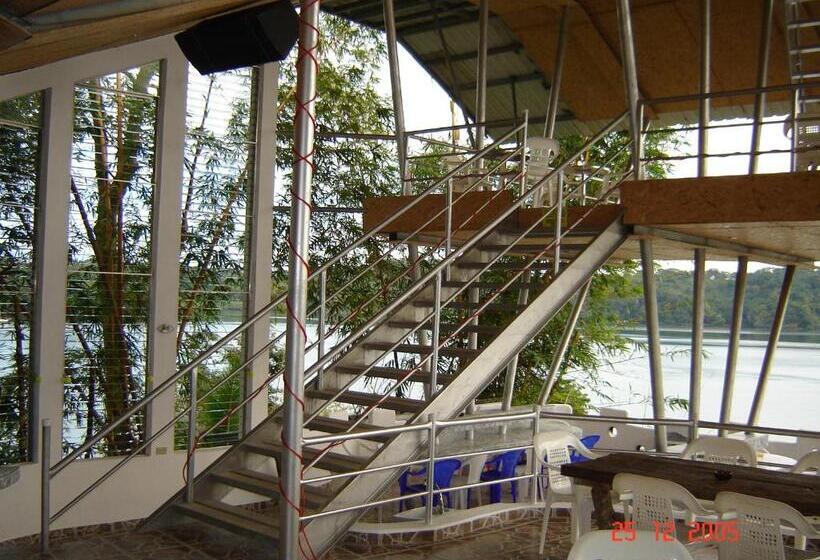 בית מלון כפרי Boca Brava Lodge