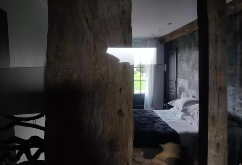 ホテル Clos Masure