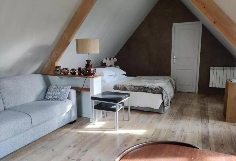 ホテル Clos Masure