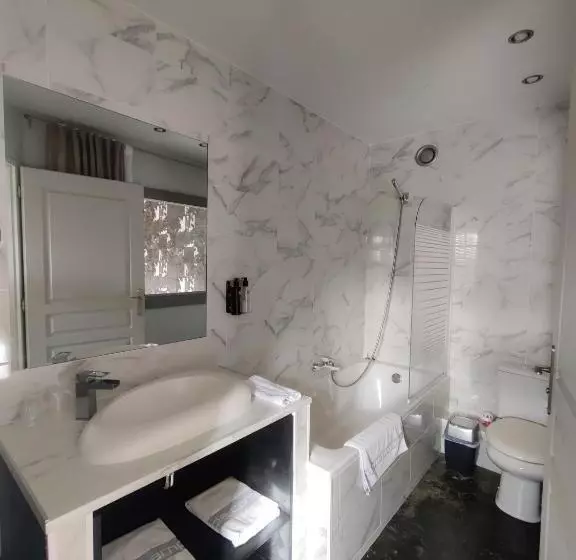 ホテル Clos Masure