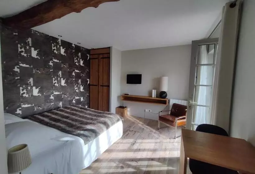 ホテル Clos Masure