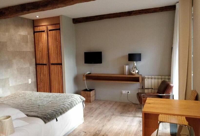 فندق Clos Masure