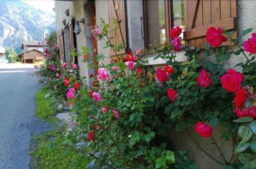 هتل Village Vacances Le Salvagny