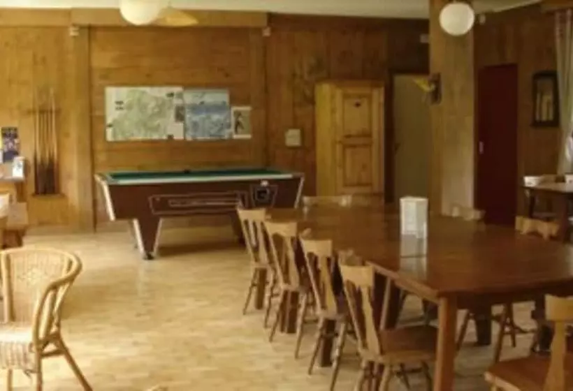 Hotelli Village Vacances Le Salvagny