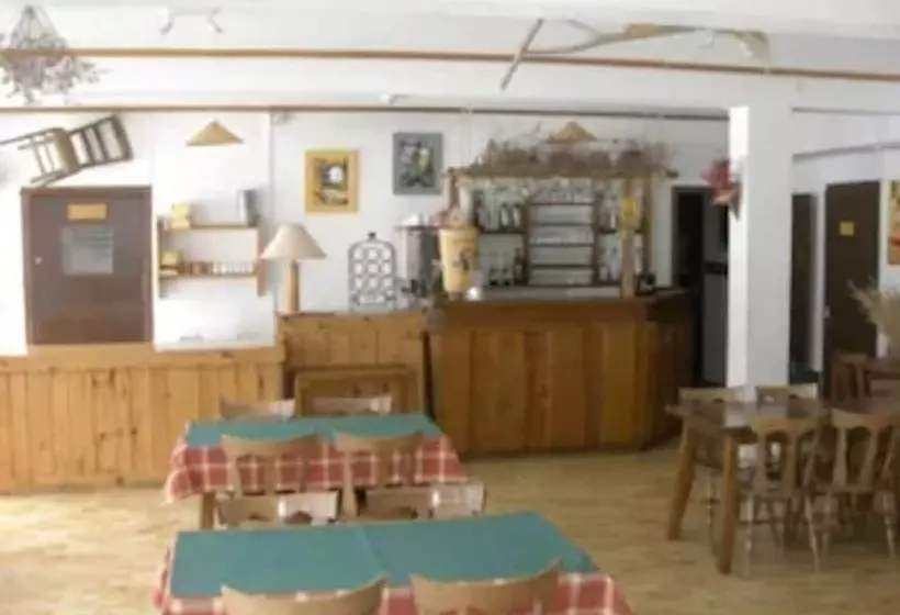 Hotelli Village Vacances Le Salvagny