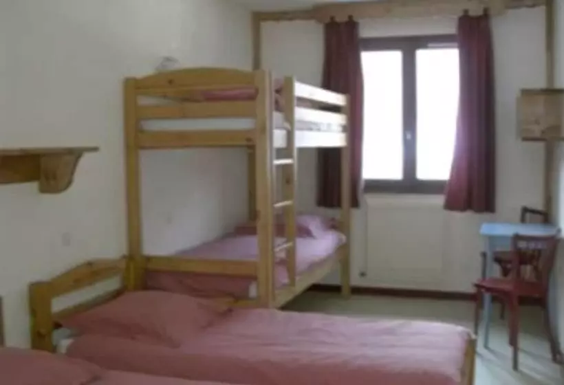 Hotelli Village Vacances Le Salvagny