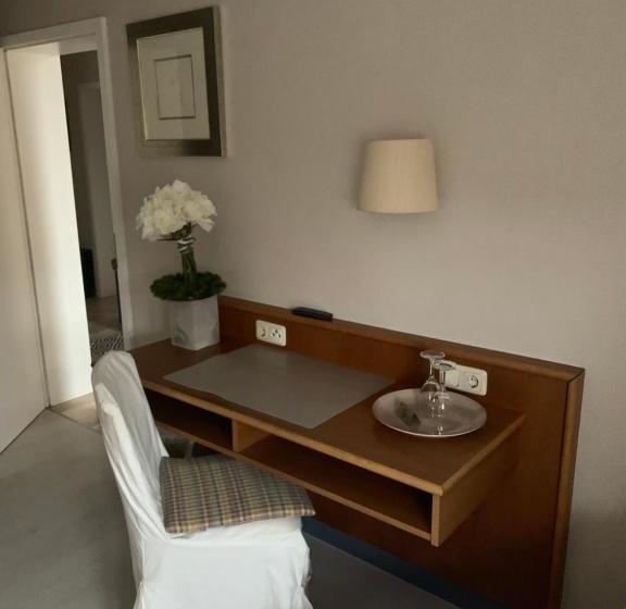 בית מלון כפרי Lindenhof