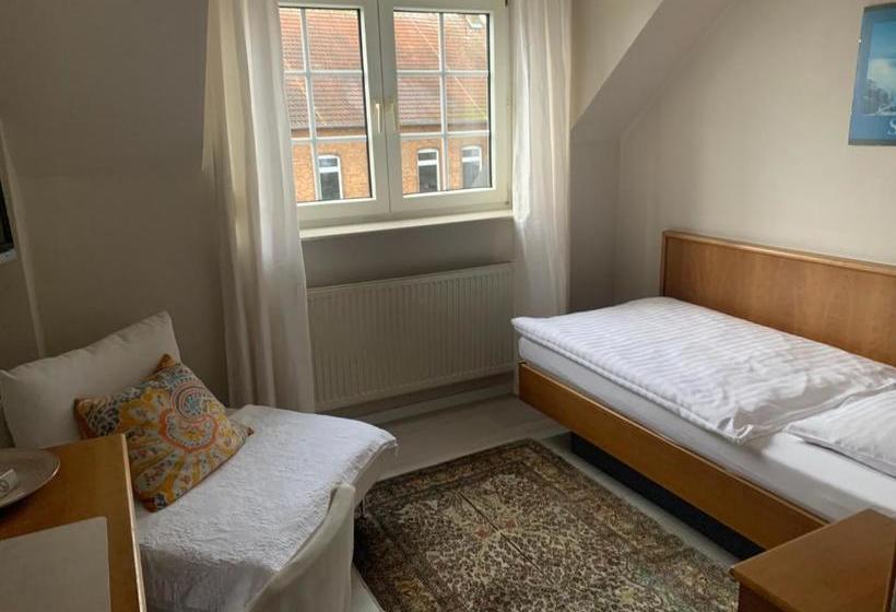 בית מלון כפרי Lindenhof