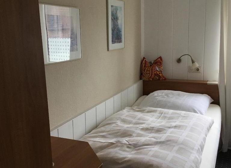 בית מלון כפרי Lindenhof