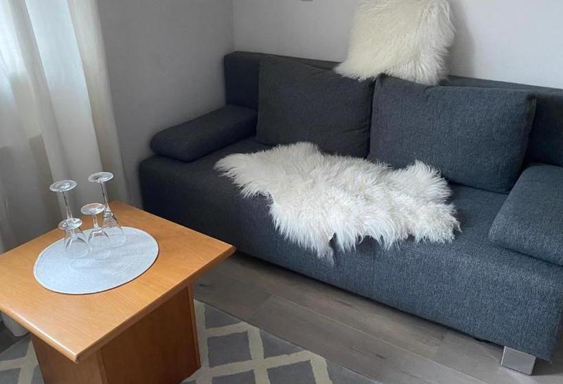 בית מלון כפרי Lindenhof