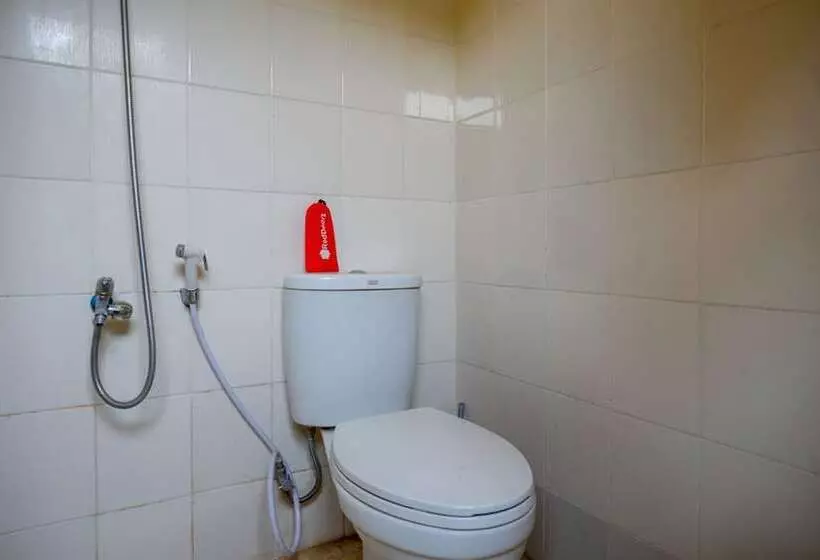 Hotelli Reddoorz Near Universitas Cokroaminoto Palopo