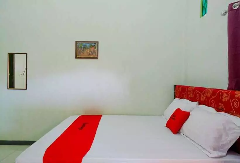 Hotelli Reddoorz Near Universitas Cokroaminoto Palopo