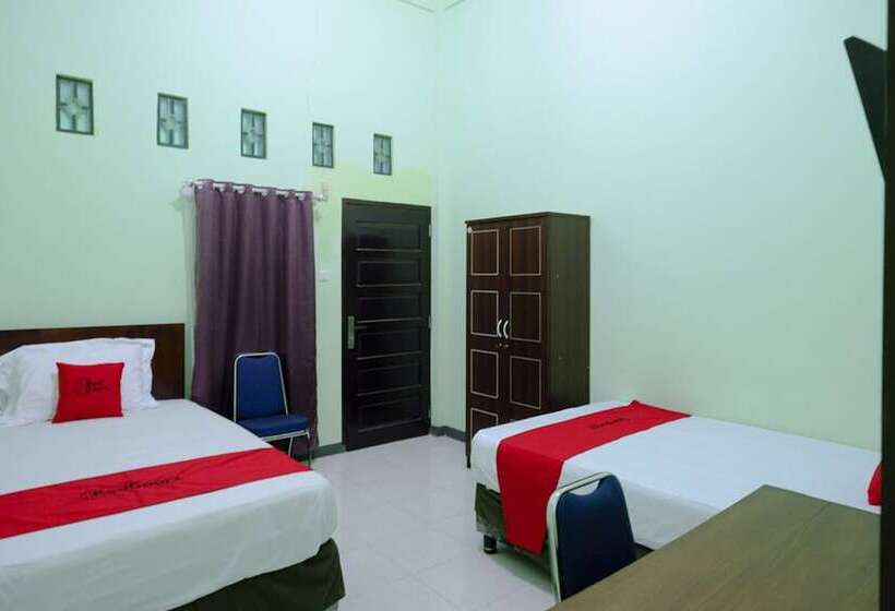 בית מלון כפרי Reddoorz Near Universitas Cokroaminoto Palopo
