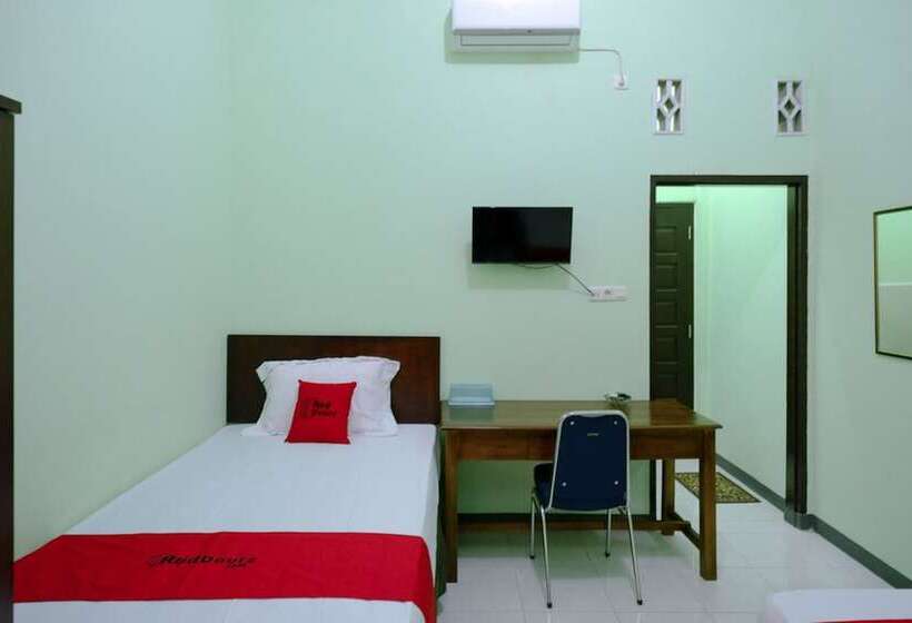 בית מלון כפרי Reddoorz Near Universitas Cokroaminoto Palopo