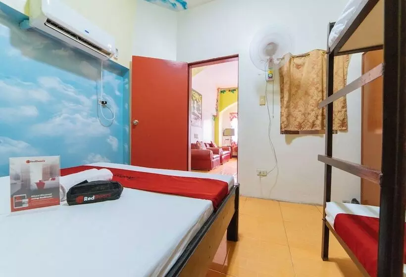 Hotelli Reddoorz Plus @ San Nicolas Agoo