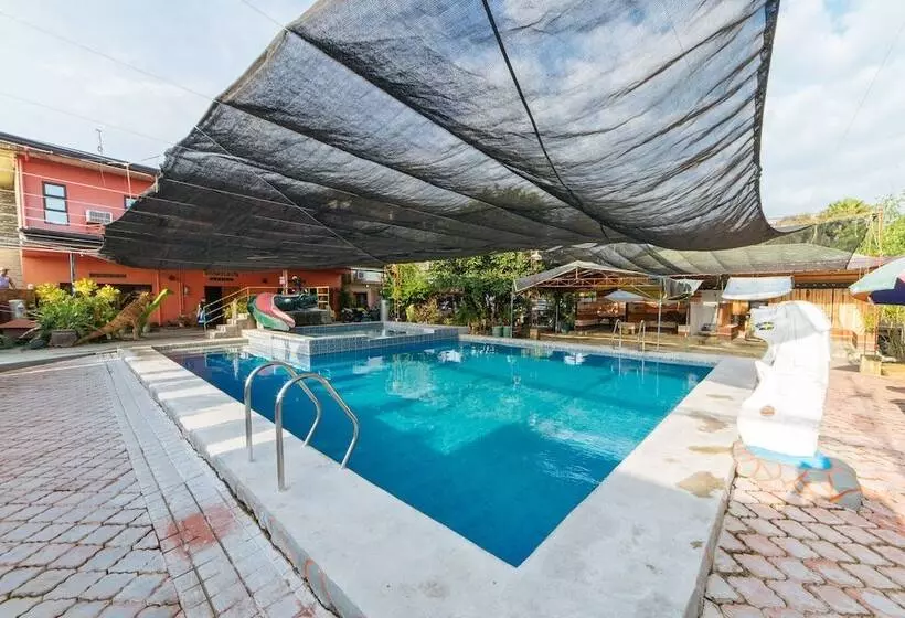 Hotelli Reddoorz Plus @ San Nicolas Agoo