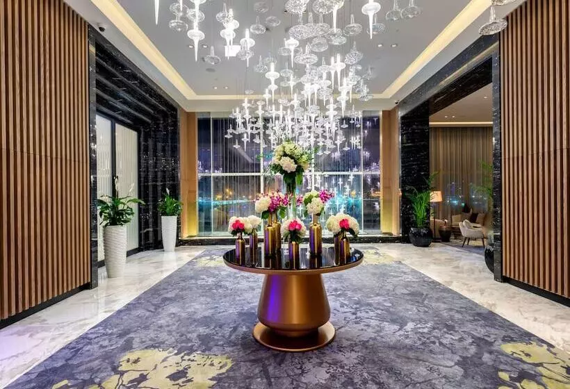 ホテル Taj Jumeirah Lakes Towers