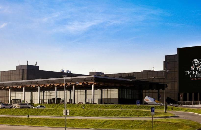 ホテル Tigre De Cristal Resort & Casino Vladivostok
