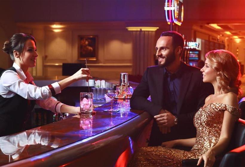 ホテル Tigre De Cristal Resort & Casino Vladivostok