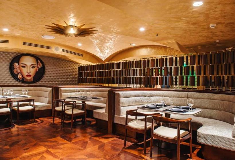 ホテル Tigre De Cristal Resort & Casino Vladivostok