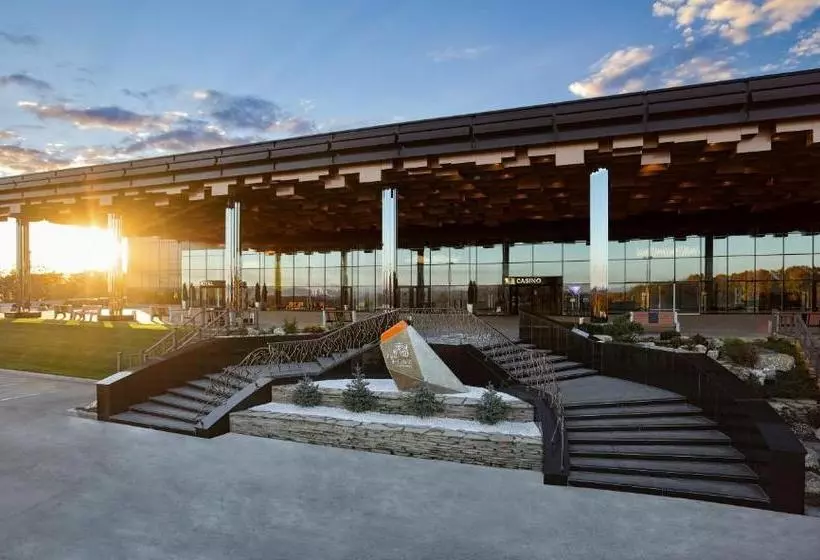 هتل Tigre De Cristal Resort & Casino Vladivostok