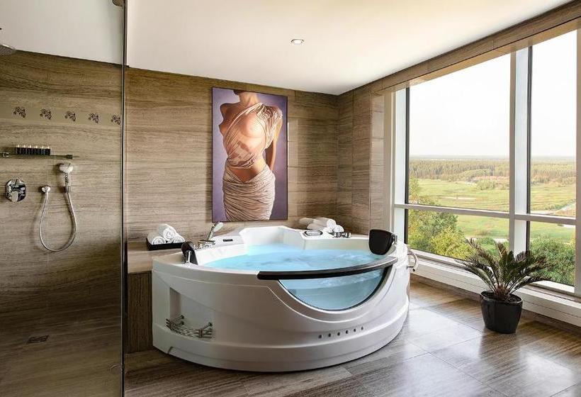 ホテル Tigre De Cristal Resort & Casino Vladivostok