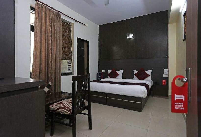 Bed and Breakfast Sunshine Residency