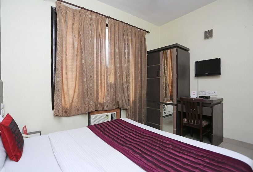 Bed and Breakfast Sunshine Residency