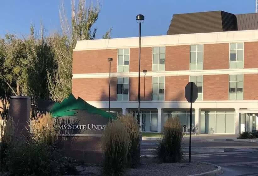 Hotelli Dunes Inn Alamosa