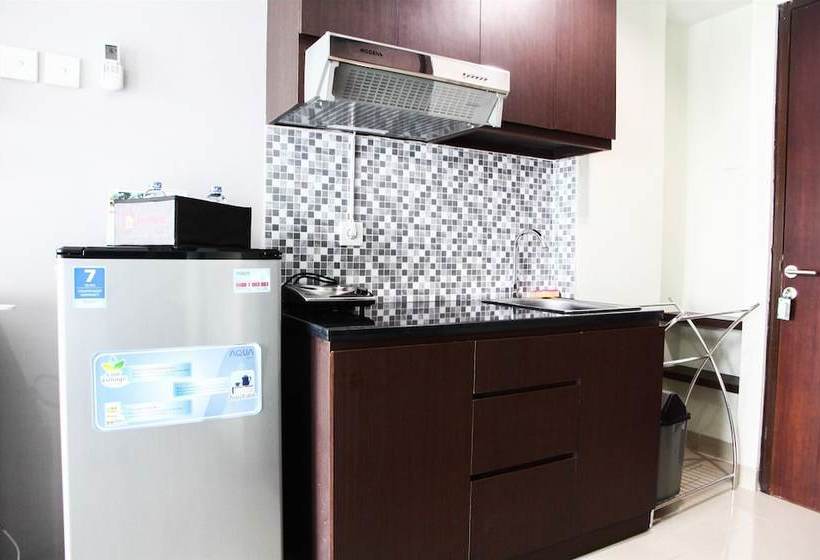 Fabulous Studio Grand Dhika City Apartment By Travelio