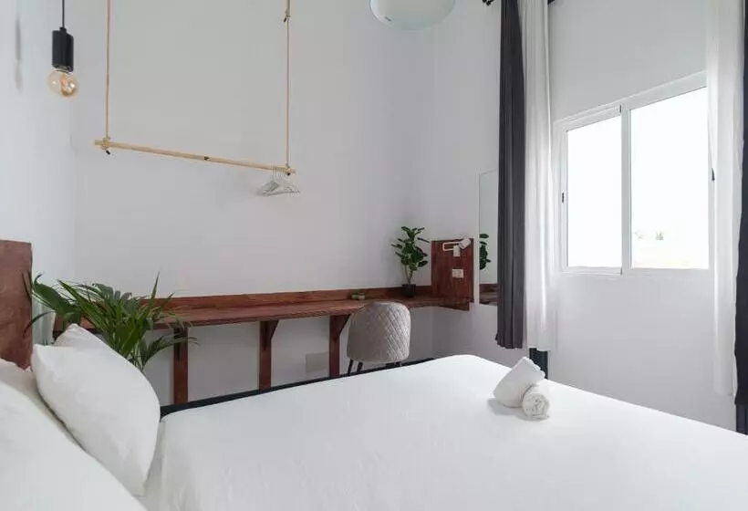Columbus Rooftop Hostel
