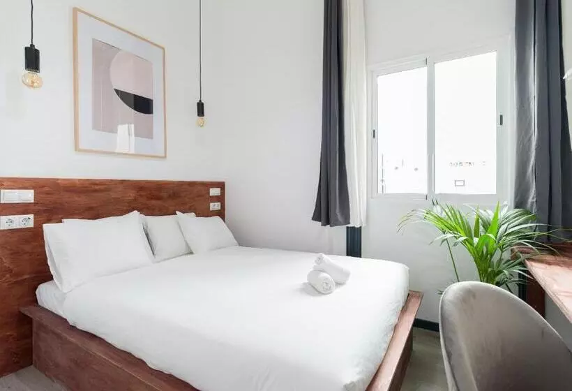 Columbus Rooftop Hostel