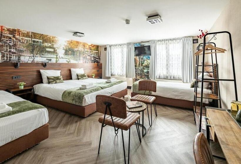 פונדק Historic Centre