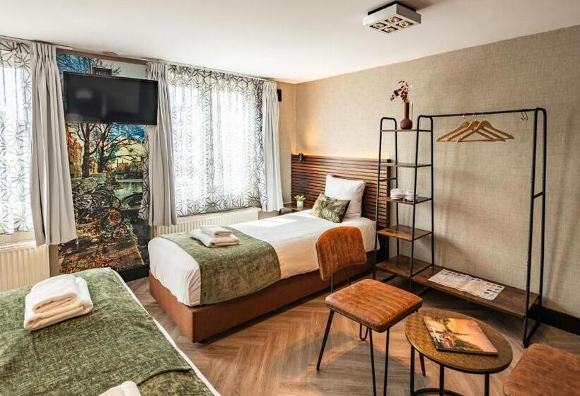 פונדק Historic Centre