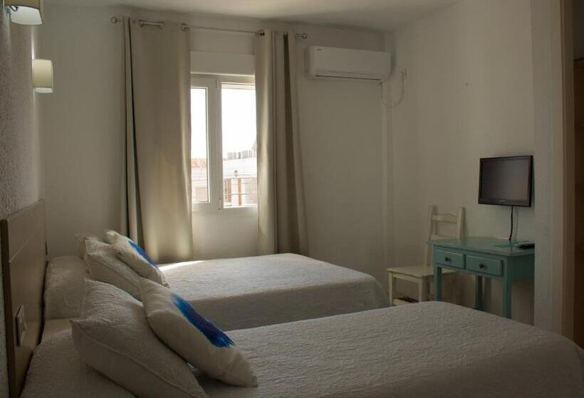 مسافرخانه Bellavista Bolonia