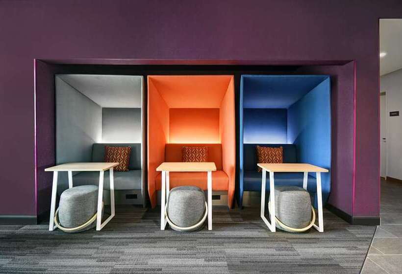 בית מלון כפרי Tru By Hilton Monroe