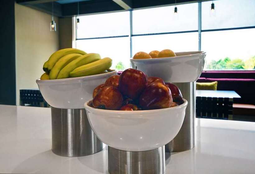 בית מלון כפרי Tru By Hilton Monroe