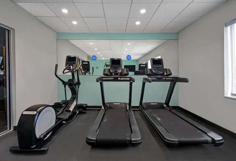 בית מלון כפרי Tru By Hilton Monroe