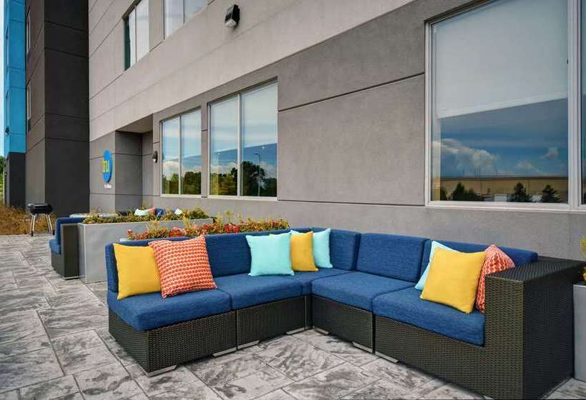 בית מלון כפרי Tru By Hilton Monroe