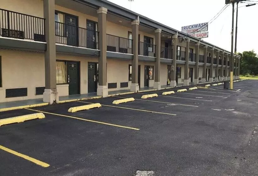 Motelli Travelers Inn