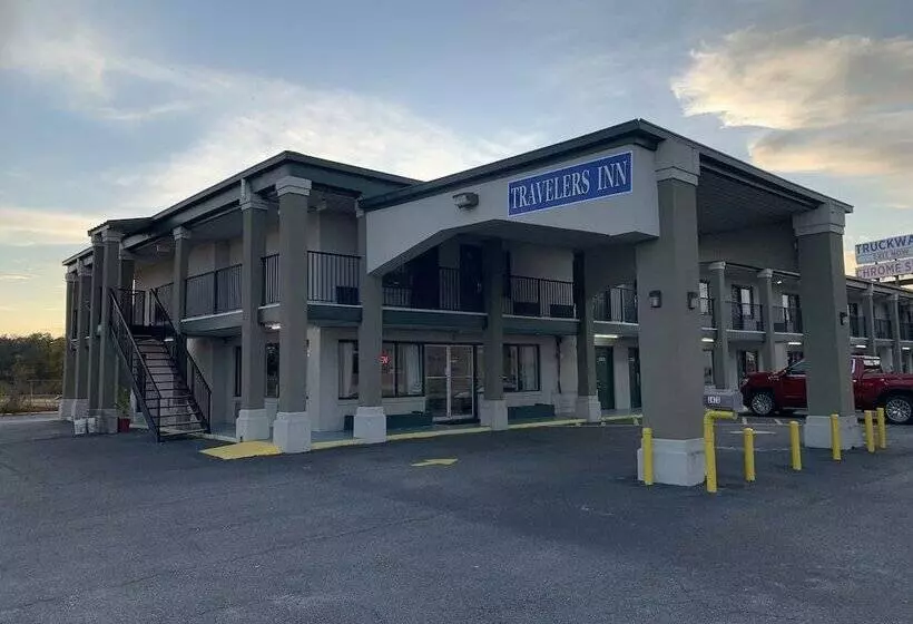 Motelli Travelers Inn