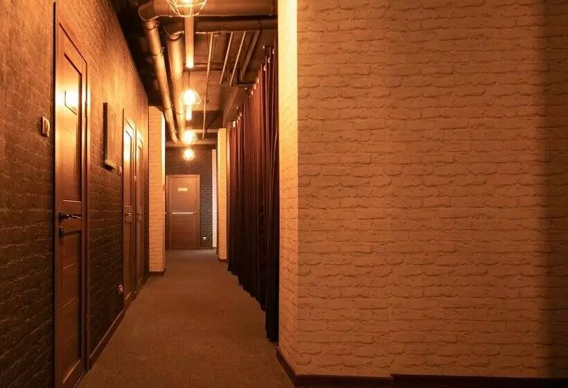 Nora Hostel