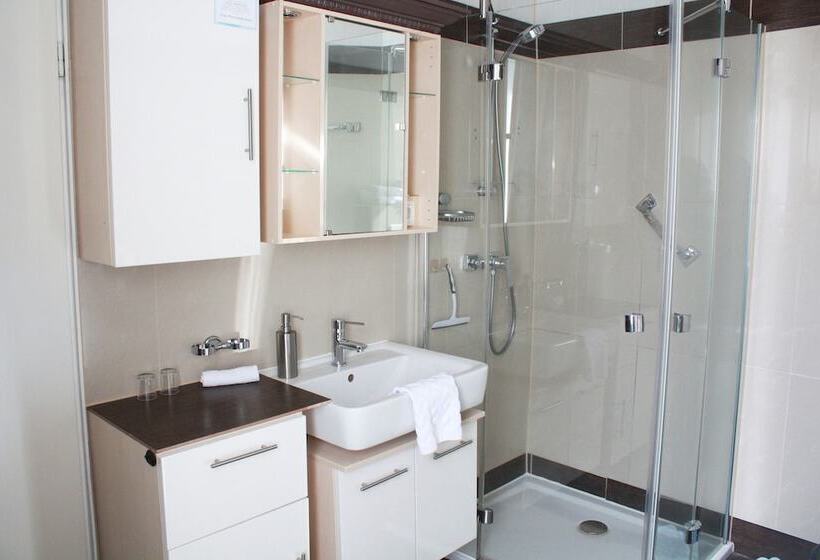 بنسيون Gästehaus Frohne