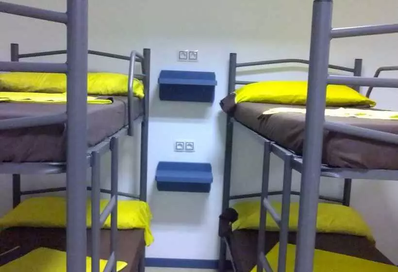 Albergue Mar Y Montaña Hostel