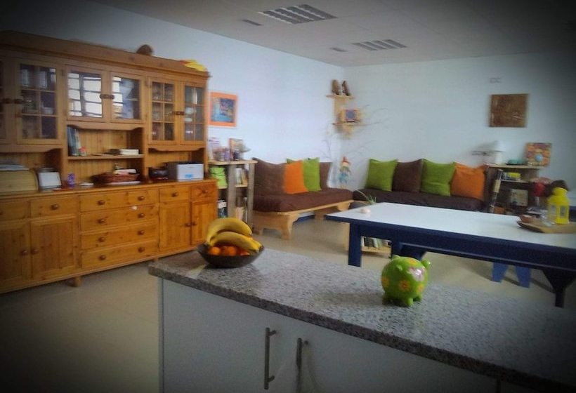 Albergue Mar Y Montaña Hostel