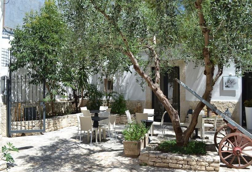 Corte Cairoli B&b And Suites