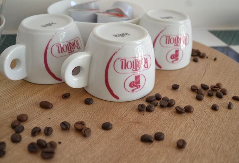 Corte Cairoli B&b And Suites