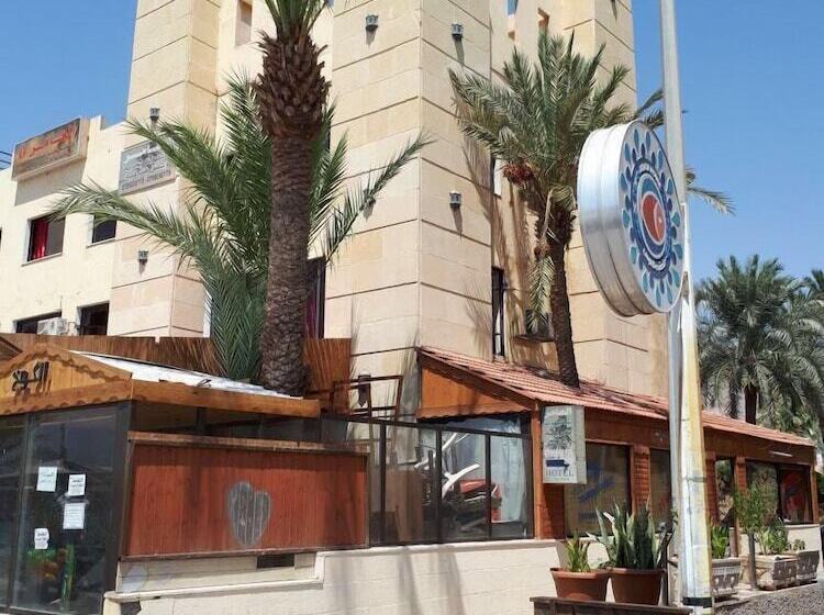 هتل Al Amer Chalet 2